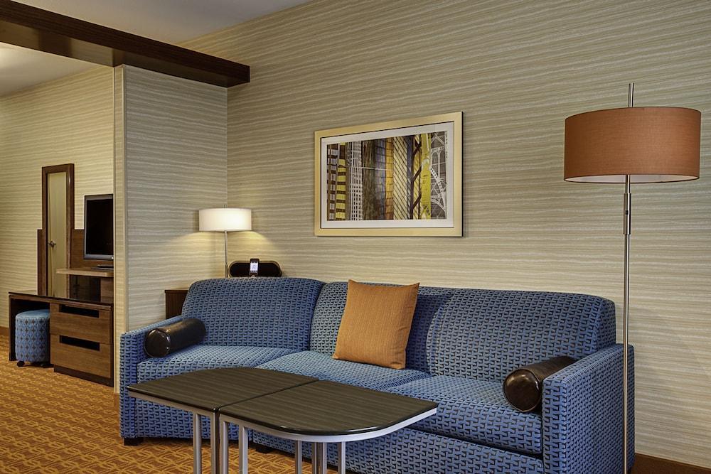 Fairfield Inn & Suites By Marriott Buffalo Amherst/University Exteriör bild